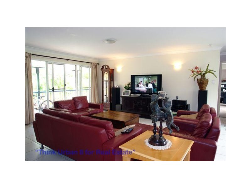 148 Boscombe Road, Brookfield QLD 4069